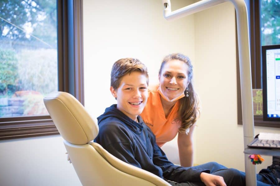 Fergus Orthodontics Jonesboro Arkansas Patient Candids 29 900x600 - What’s a Proxabrush? Why You Need This Important Tool